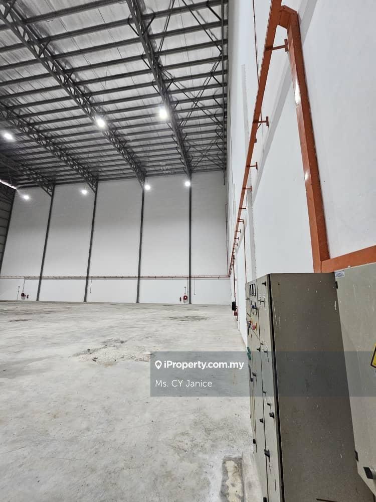 Semi-D Kilang untuk Dijual di Balakong, Serdang, Cheras, Kajang, Bangi, Taming, Balakong oleh Ms. CY Janice - iProperty.com.my