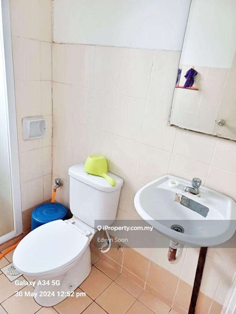 Service Residence for Sale in Casa Subang by Edwin Soon - iProperty.com.my