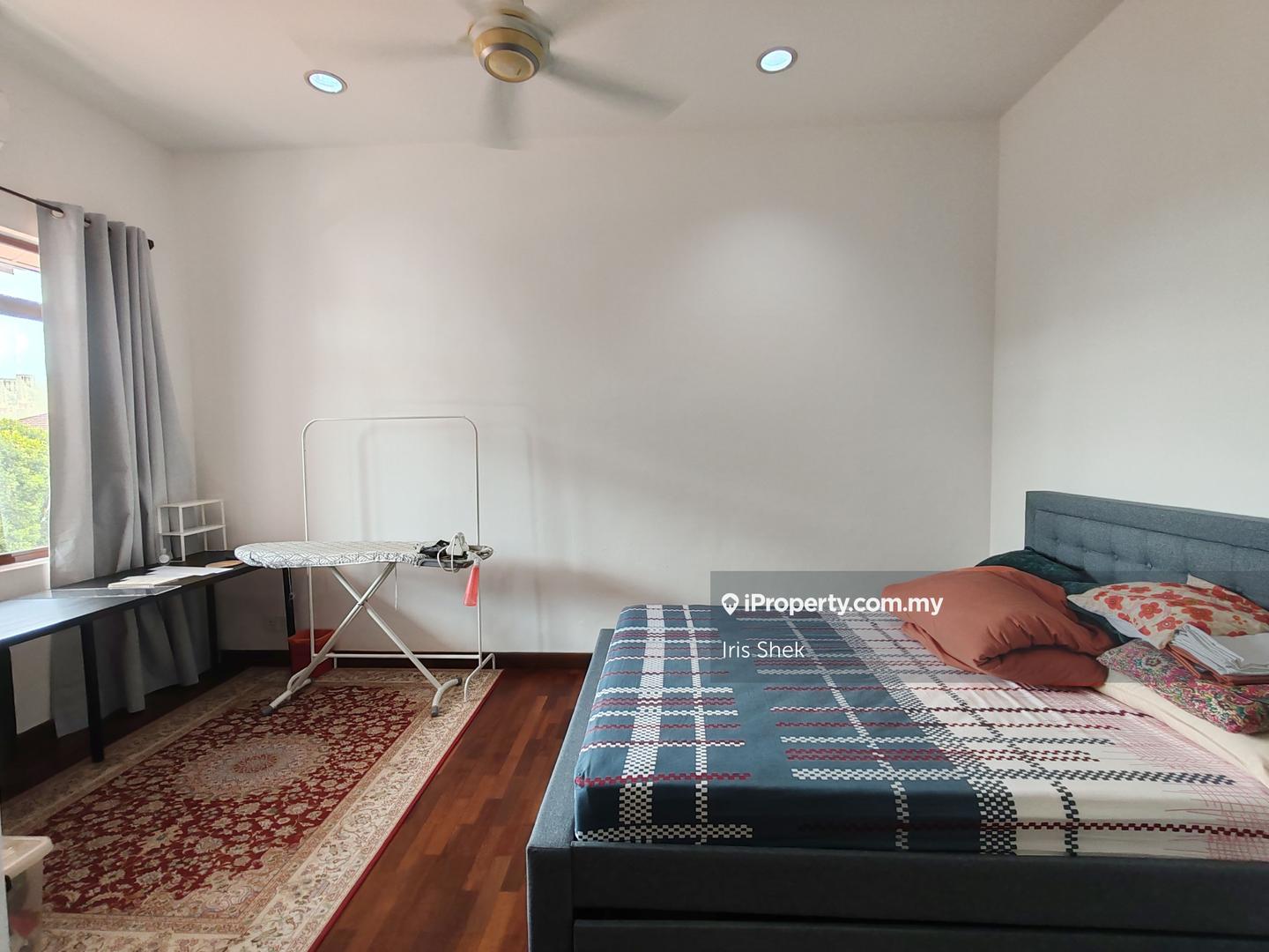 Rumah Berkembar untuk Dijual di Kota Kemuning, Shah Alam oleh Iris Shek - iProperty.com.my