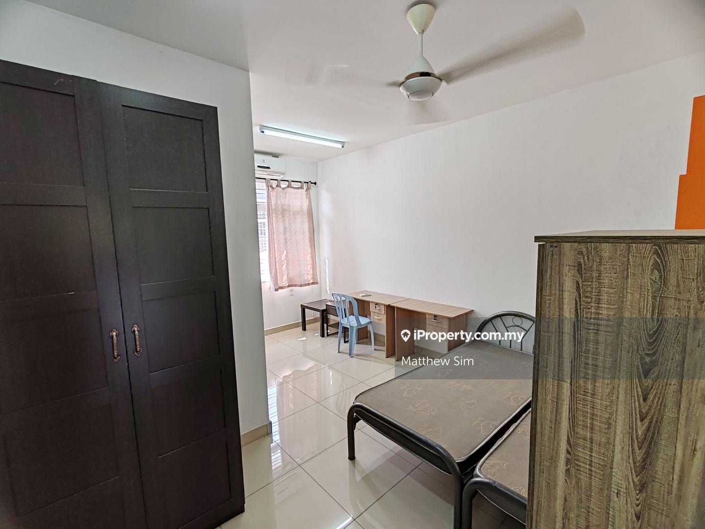 Townhouse for Rent in Bandar Saujana Putra, Tanjong Duabelas by Matthew Sim - iProperty.com.my