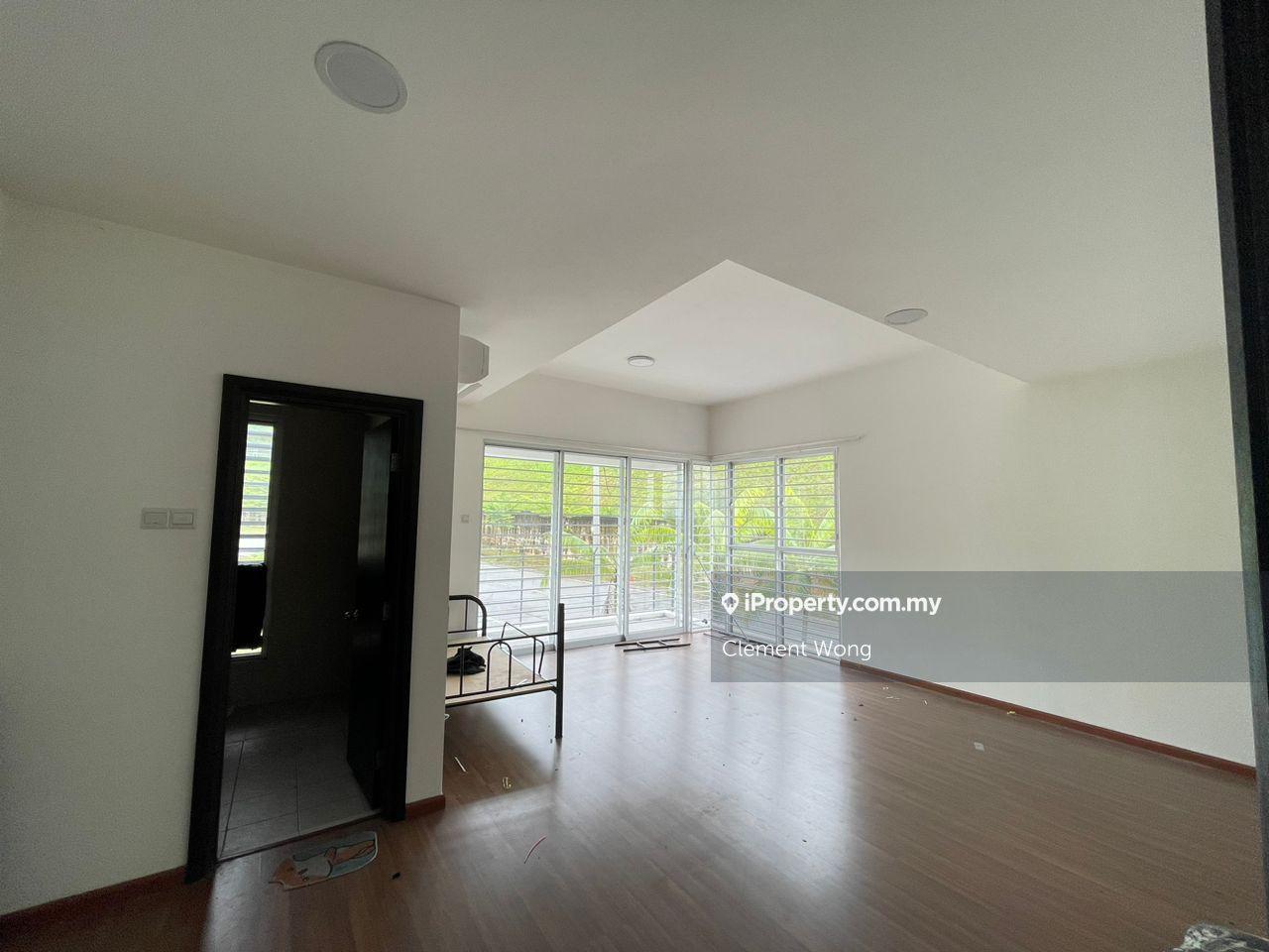 Rumah Berangkai 3 Tingkat untuk Disewa di Kota Emerald Garden 3 storey Corner Rawang Anggun, Rawang oleh Clement Wong - iProperty.com.my