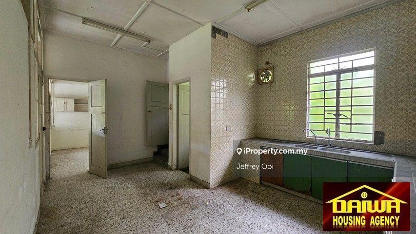 Bungalow House for Sale in Pulau Tikus Old Bungalow with Big Compound, Pulau Tikus by Jeffrey Ooi - iProperty.com.my