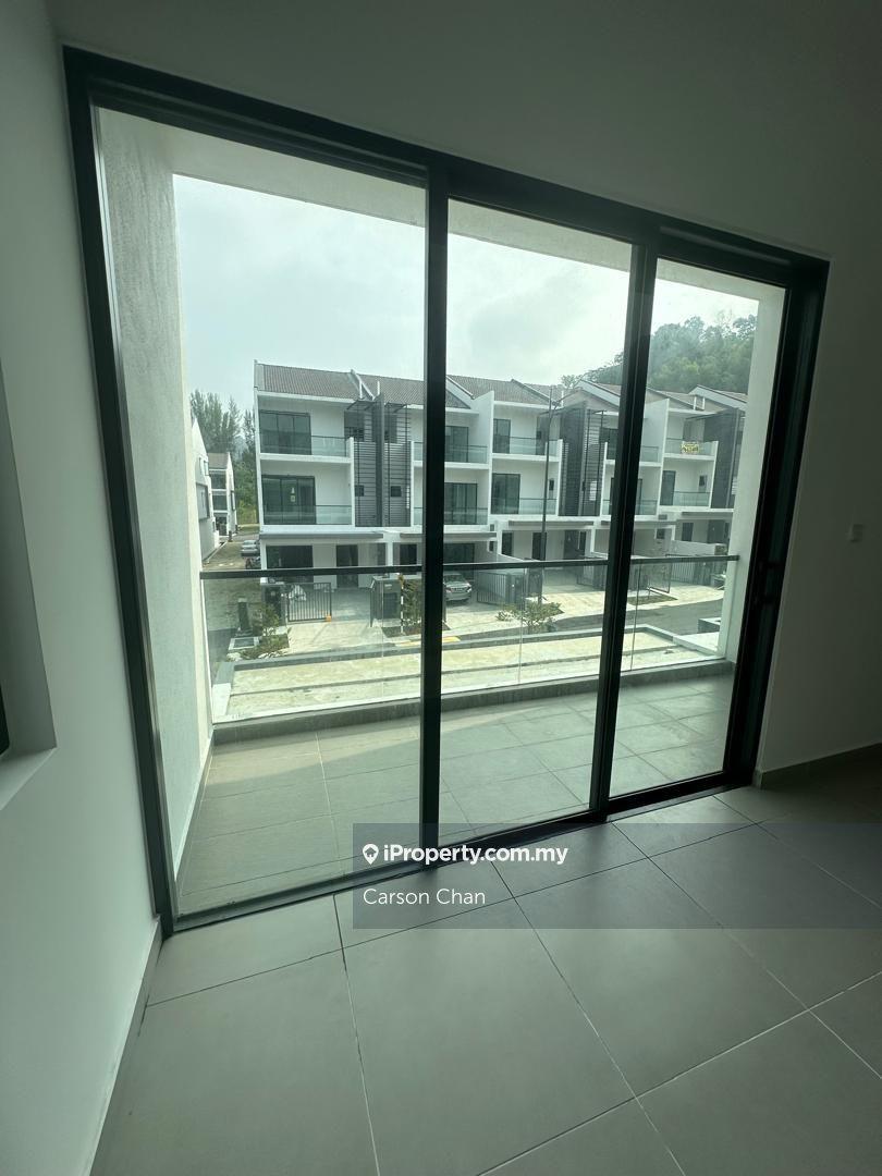Rumah Berangkai 3 Tingkat untuk Dijual di Orkid Hill Cheras, Brand New 3Storey, guarded, Cheras oleh Carson Chan - iProperty.com.my