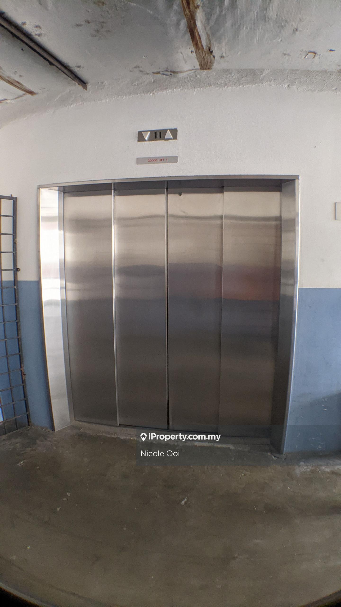 Gudang untuk Disewa di Seksyen 51a, Petaling Jaya oleh Nicole Ooi - iProperty.com.my