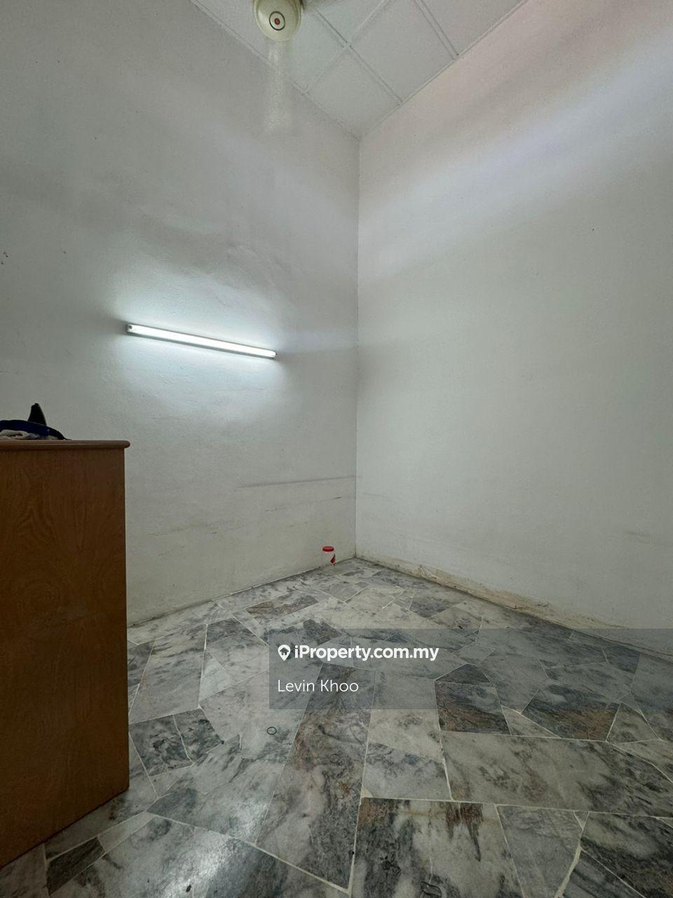 Rumah Berangkai 1 Tingkat untuk Dijual di ( Murah )1 Single Sty Terrace@ Taman Mawar Batu 16, Rawang oleh Levin Khoo - iProperty.com.my