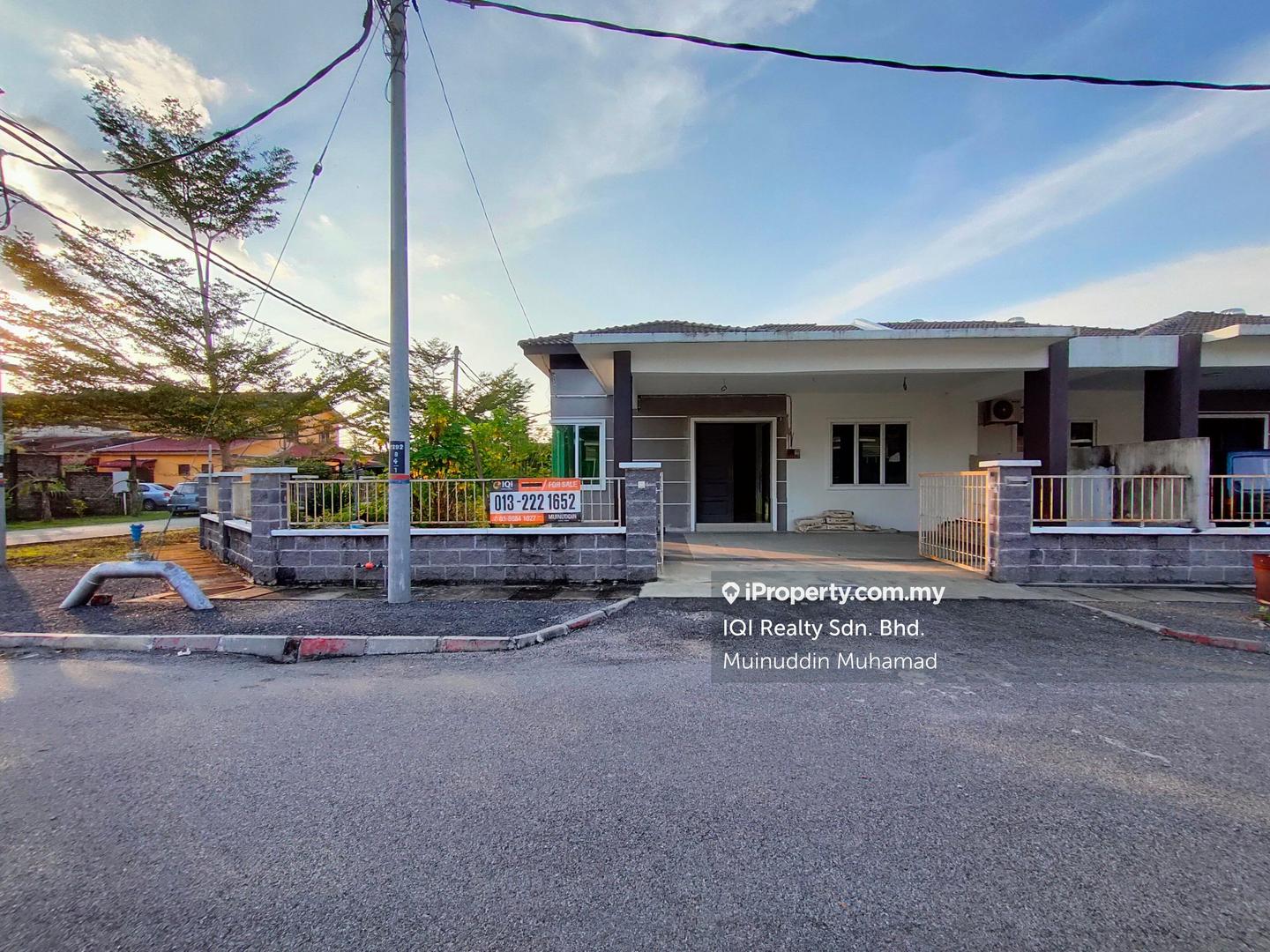 Semi-Detached House for Sale in Taman Sri Bahagia, Teluk Intan by Muinuddin Muhamad - iProperty.com.my