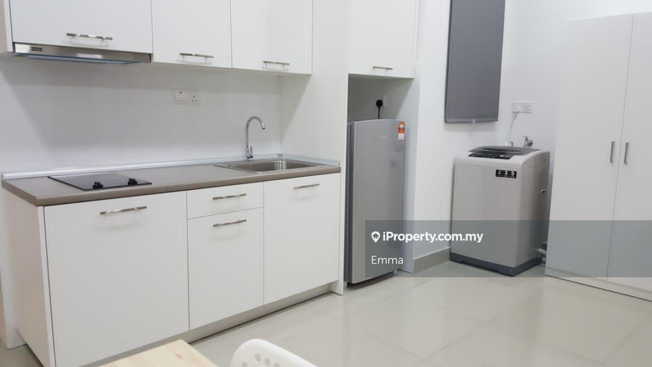 Service Residence for Sale in Cybersquare by Emma - iProperty.com.my