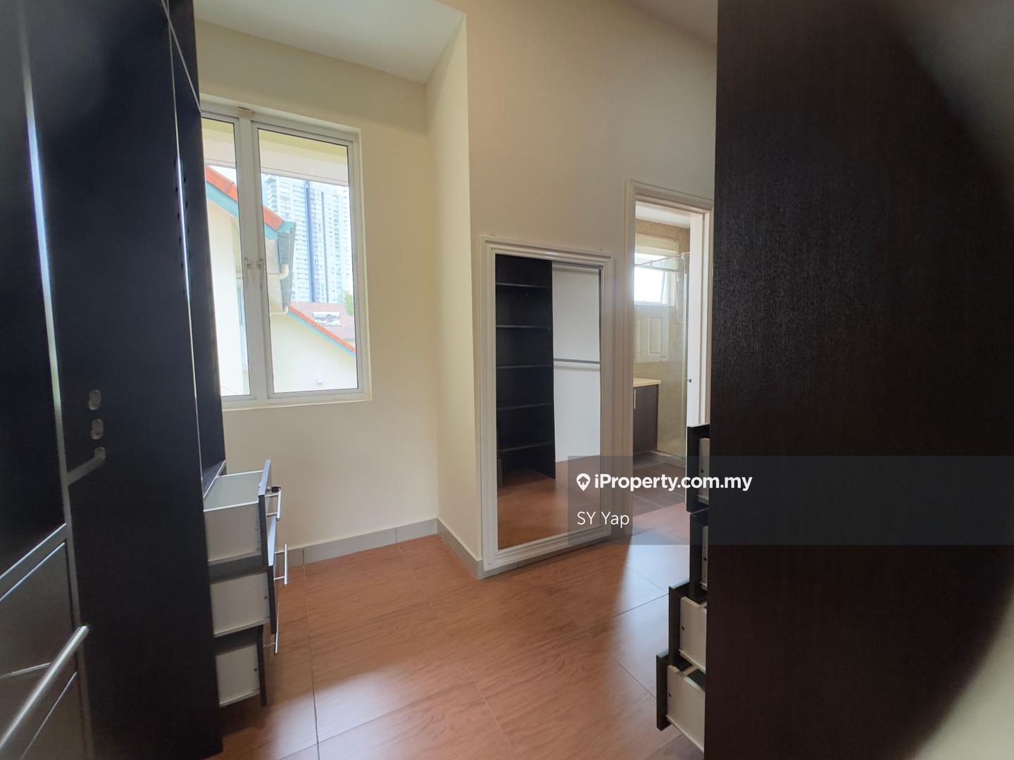 Rumah Berangkai 3 Tingkat untuk Disewa di Adiva Courtyard Desa Parkcity, Desa Parkcity oleh SY Yap - iProperty.com.my
