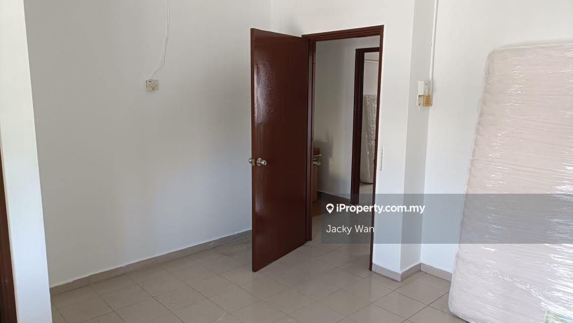 2-storey Terraced House for Sale in Puchong Utama (Seksyen 10), Puchong by Jacky Wan - iProperty.com.my