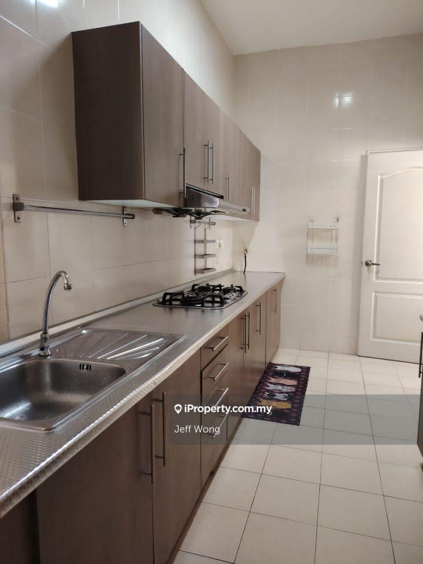 Service Residence for Sale in Waldorf Tower by Jeff Wong - iProperty.com.my