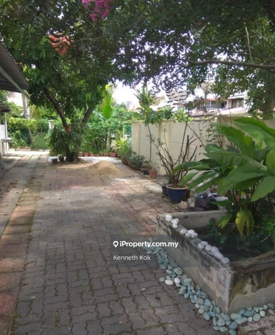 Rumah Berangkai 2 Tingkat untuk Dijual di SS18, Subang Jaya oleh Kenneth Kok - iProperty.com.my