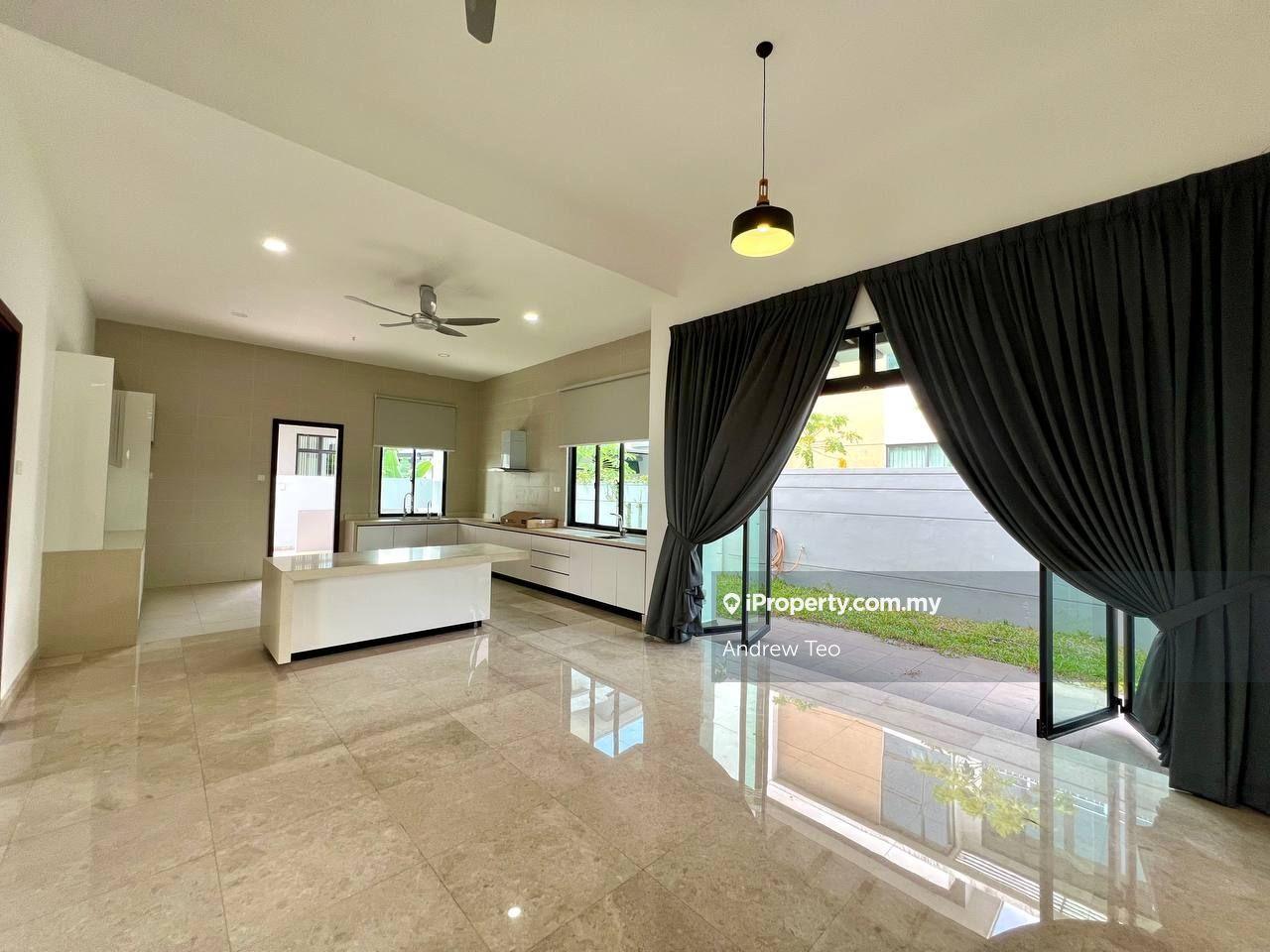Bungalow House for Sale in Nusa Duta, Iskandar Puteri (Nusajaya) by Andrew Teo - iProperty.com.my