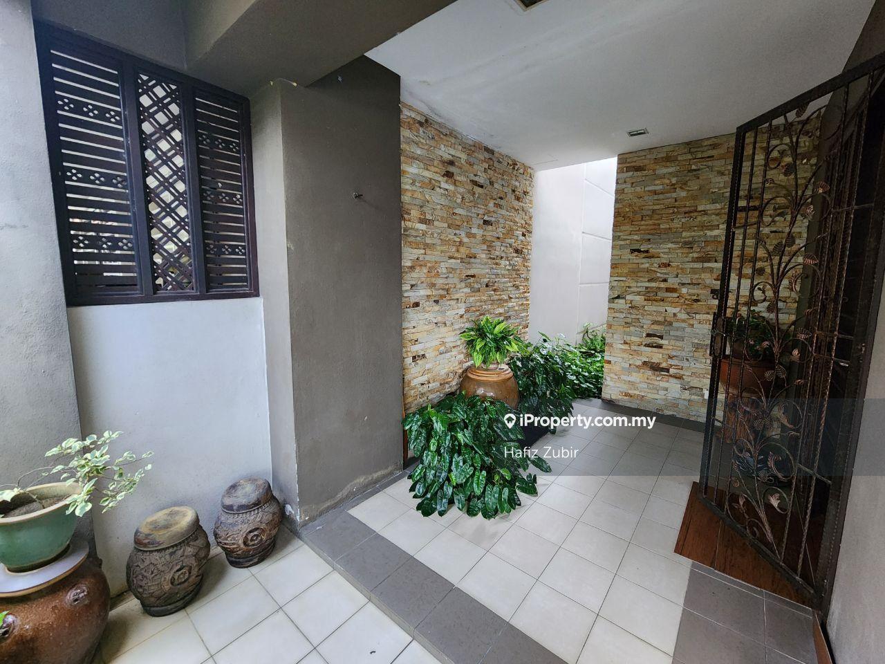 Semi-Detached House for Sale in Bandar Seri Putra, Bangi by Hafiz Zubir - iProperty.com.my