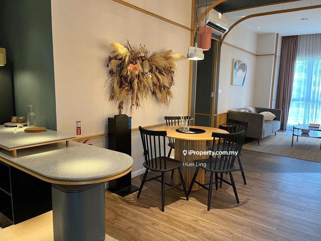 Condominium for Sale in Sanderling Lakefront by Huei Ling - iProperty.com.my