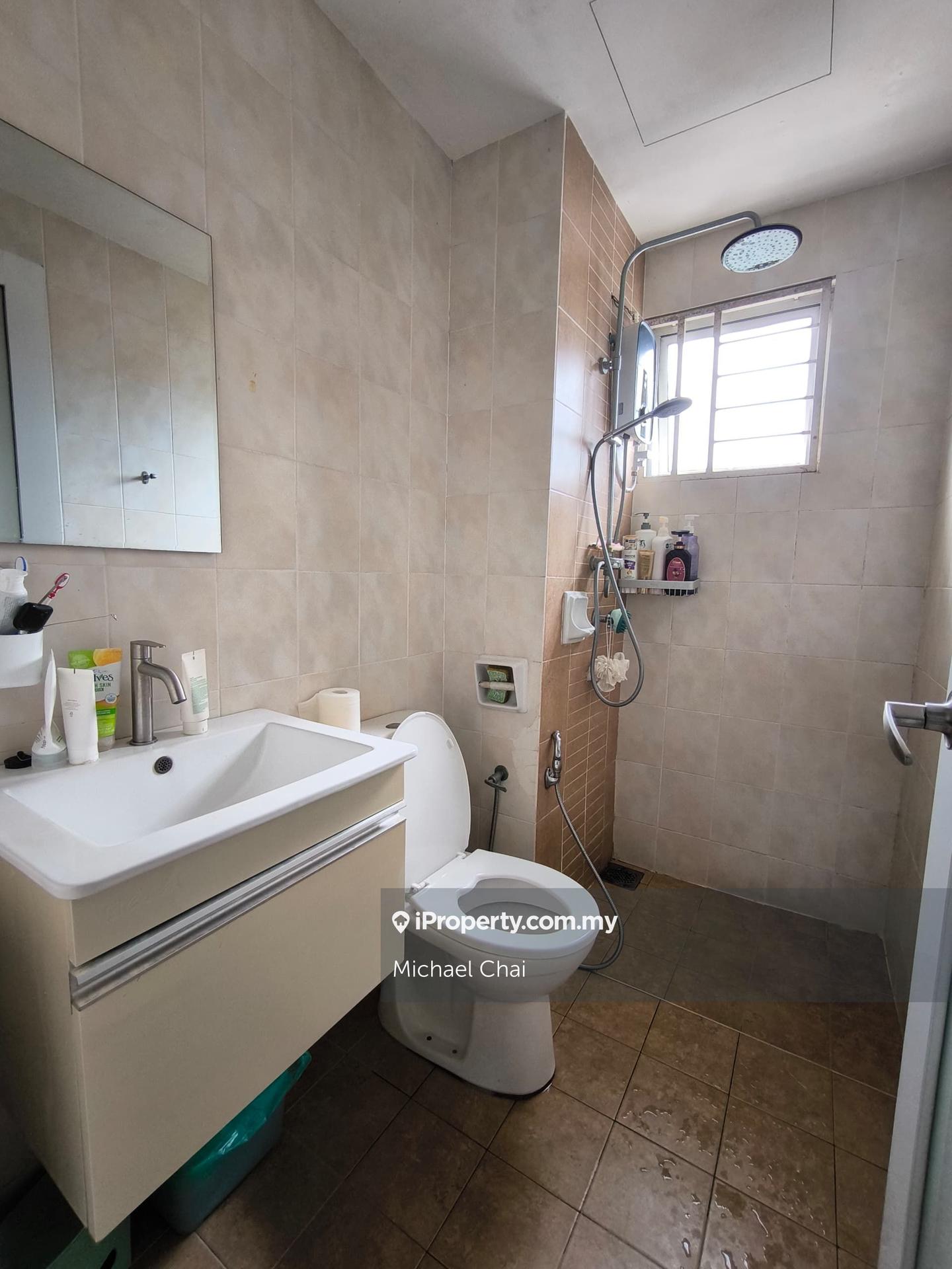 Apartment for Sale in Bayu Puteri by Michael Chai - iProperty.com.my