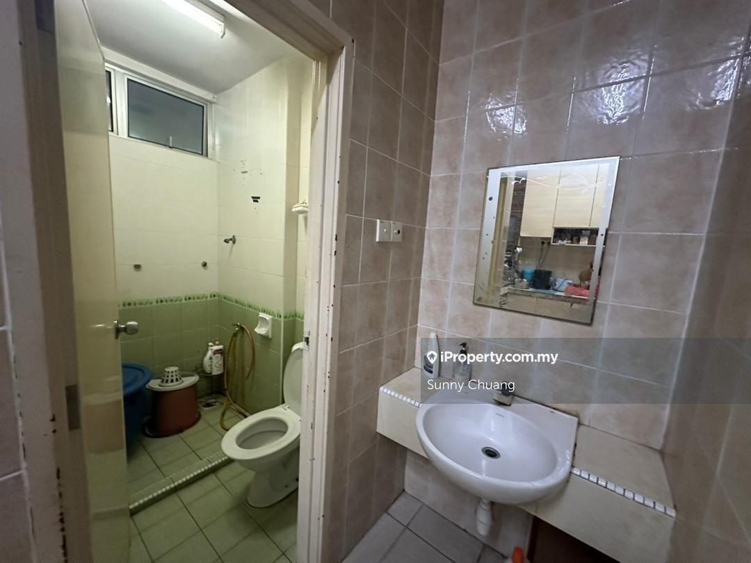 Rumah Berangkai 2 Tingkat untuk Dijual di Taman Gaya, Ulu Tiram oleh Sunny Chuang - iProperty.com.my