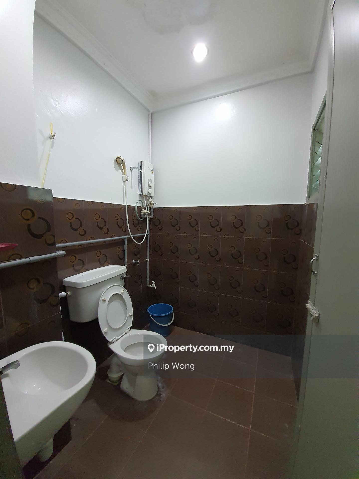 2-storey Terraced House for Sale in Taman Bukit Serdang Freehold 22 x75 S.Kembangan, Seri Kembangan by Philip Wong - iProperty.com.my