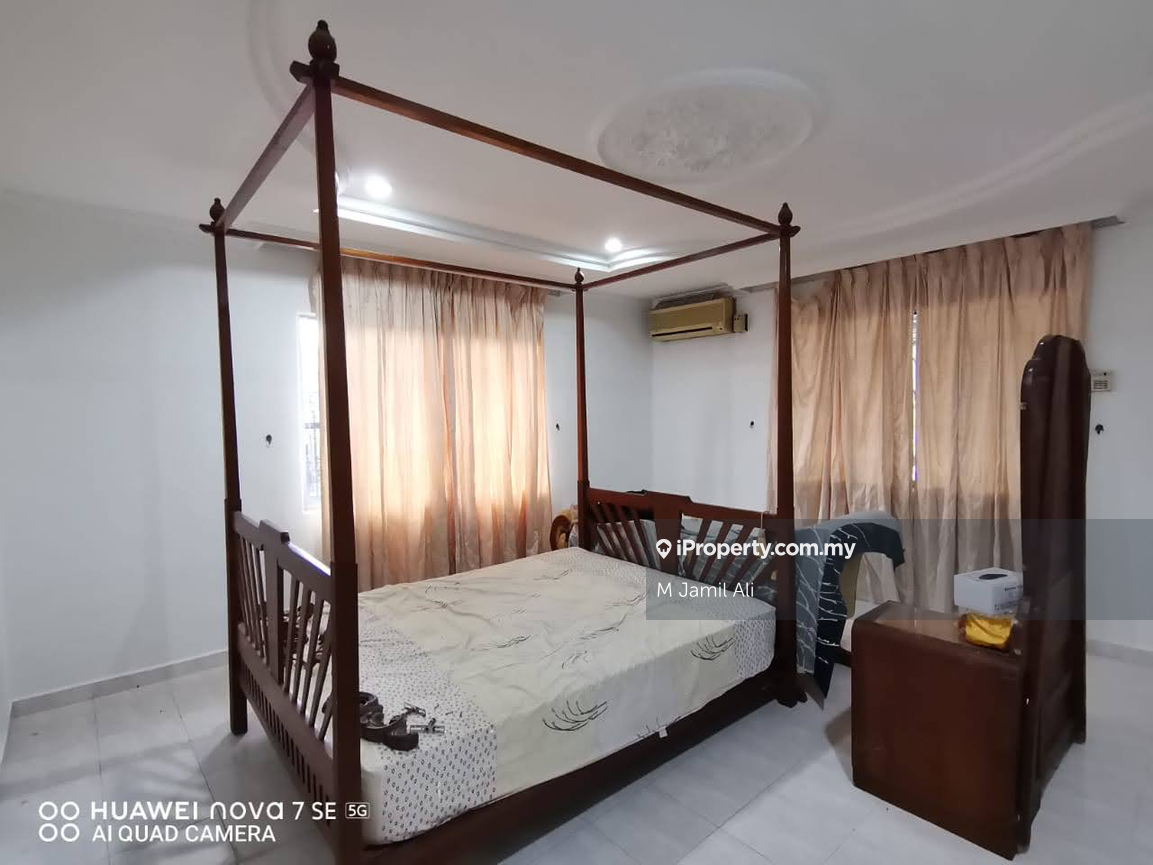 Bungalow House for Sale in Kampung Melayu, Kluang by M Jamil Ali - iProperty.com.my