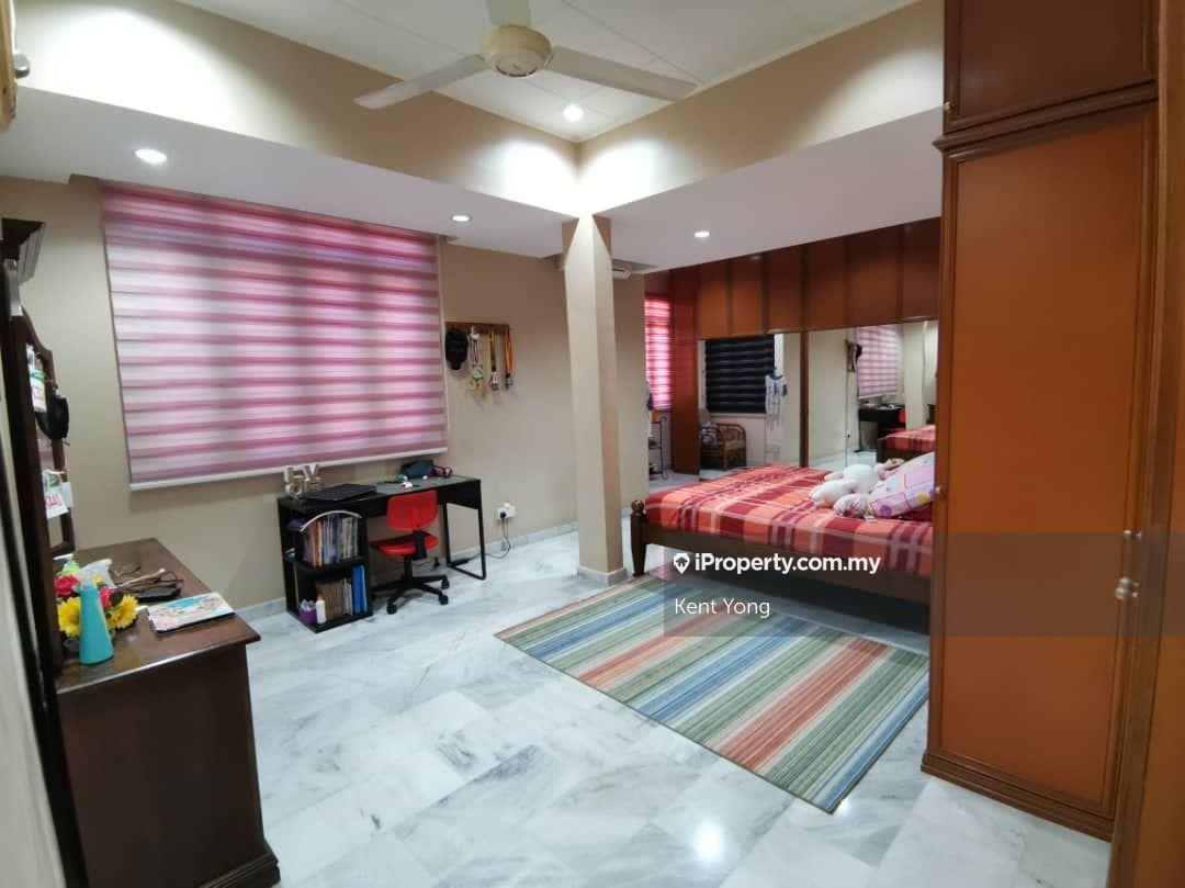 Banglo untuk Dijual di Bandar Tun Hussein Onn, Cheras oleh Kent Yong - iProperty.com.my