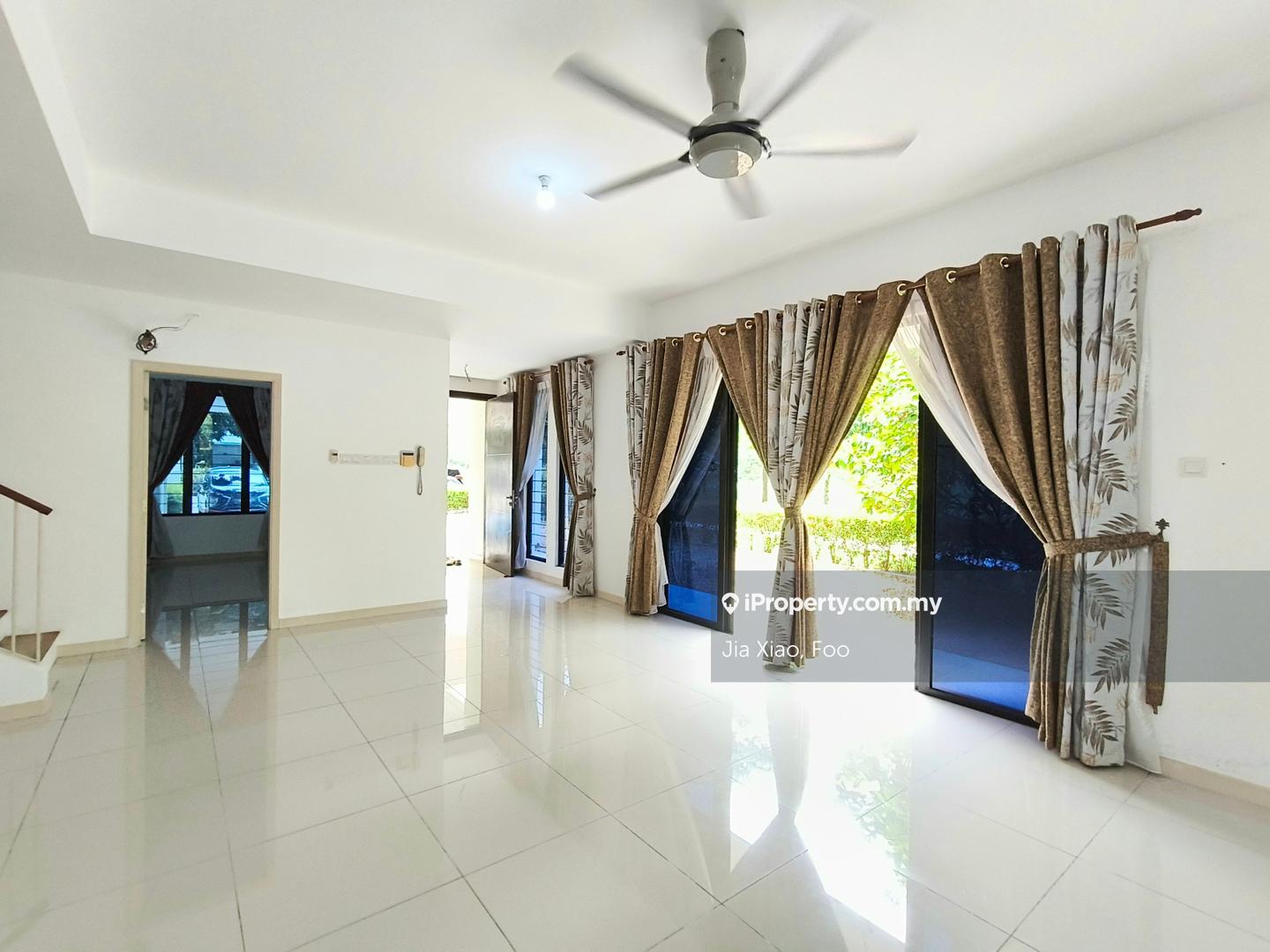 Rumah Bandar untuk Dijual di Cahaya Spk, Shah Alam oleh Jia Xiao, Foo - iProperty.com.my