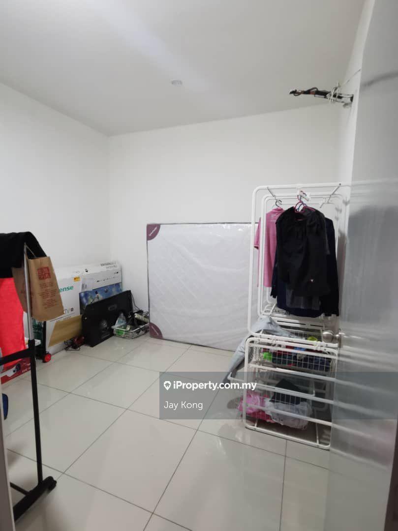 Kondominium untuk Disewa di The Edge Residence oleh Jay Kong - iProperty.com.my