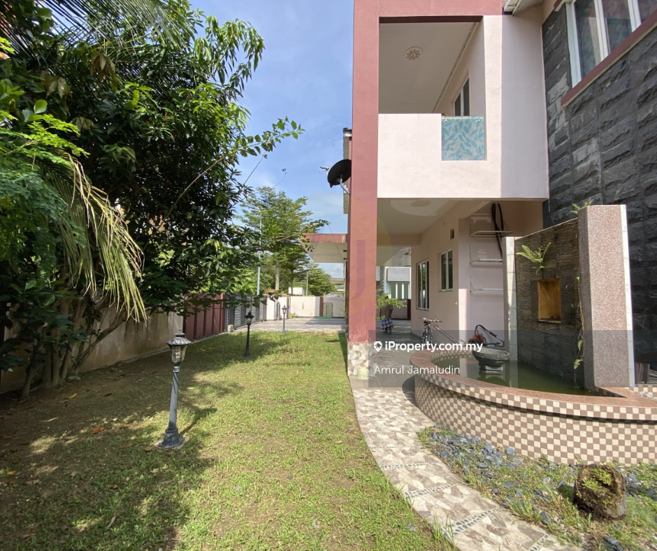 Bungalow House for Sale in Taman Ukay Seraya, Ampang by Amrul Jamaludin - iProperty.com.my