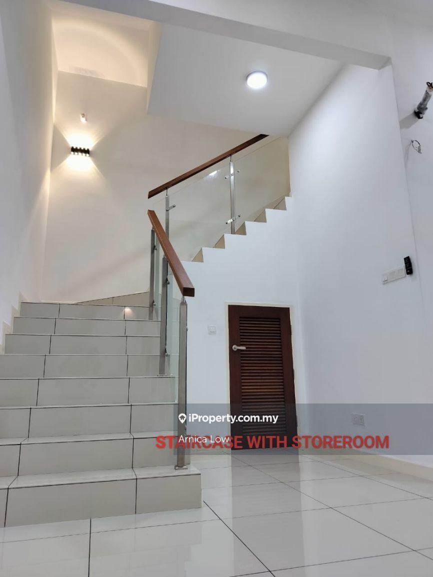 3-storey Terraced House for Sale in 16 Sierra, Puchong by Arnica Low - iProperty.com.my