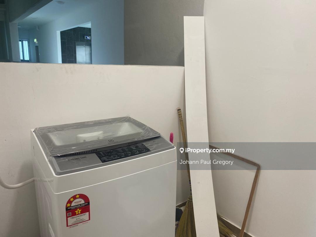 Condominium for Sale in Waterside Residence by Johann Paul Gregory - iProperty.com.my