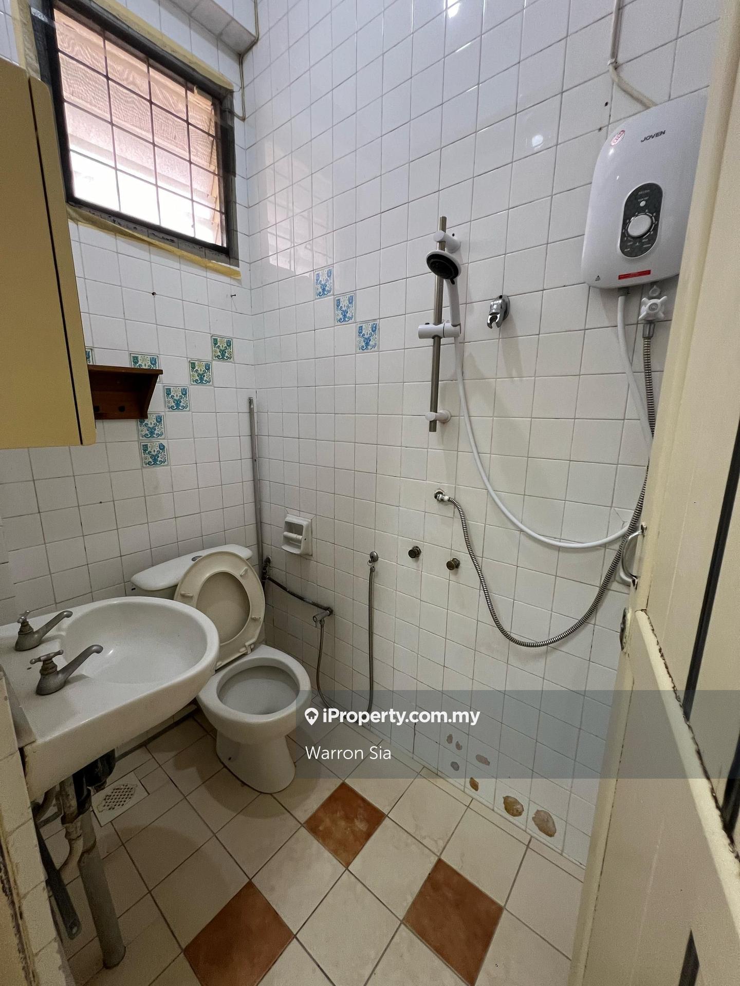 Semi-Detached House for Sale in Kuching, Sarawak by Warron Sia - iProperty.com.my