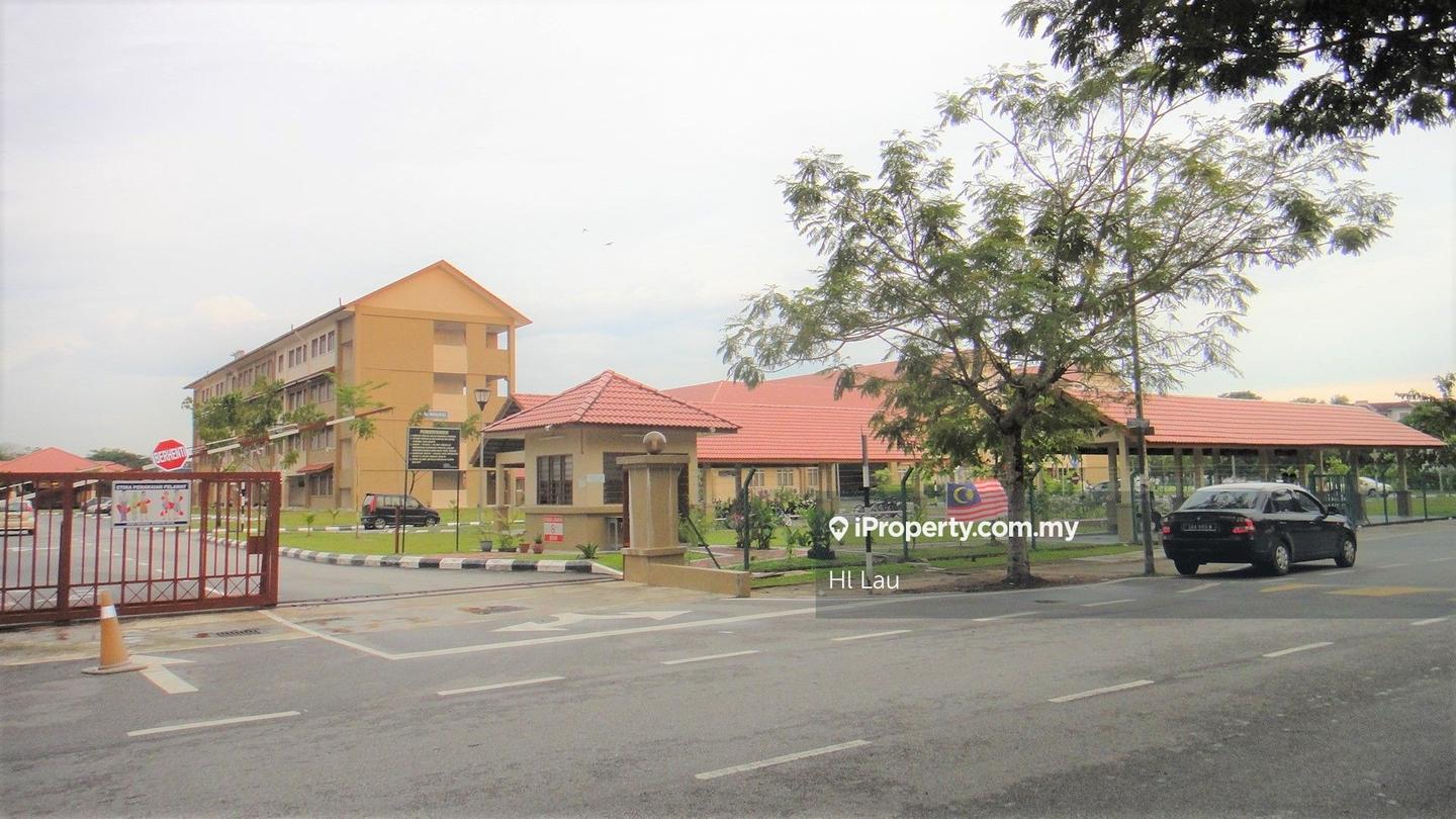 Rumah Berkembar untuk Dijual di 2 Sty Cluster Semi D Taman Putra Perdana 5 Puchong, Puchong oleh Hl Lau - iProperty.com.my