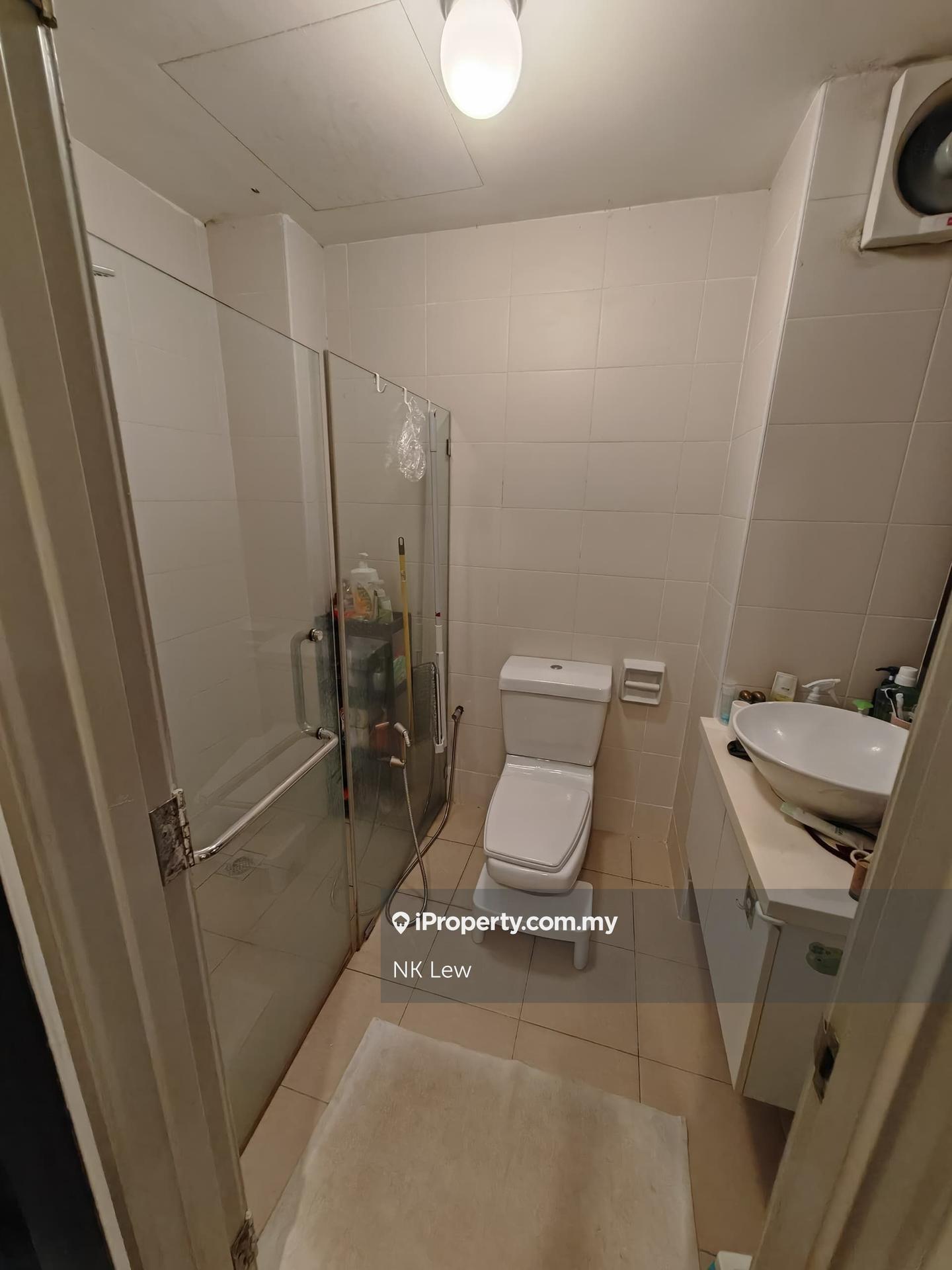 Condominium for Sale in Bayan Villa, Seri Kembangan by NK Lew - iProperty.com.my