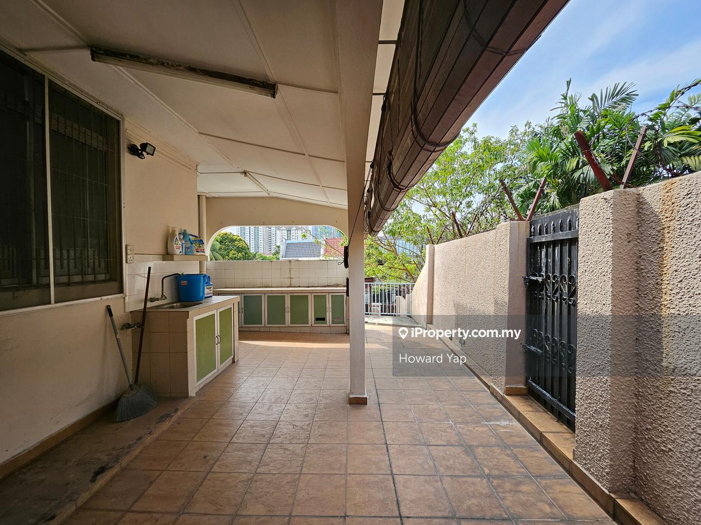 Rumah Berangkai 2 Tingkat untuk Dijual di Taman Desa, Taman Desa oleh Howard Yap - iProperty.com.my