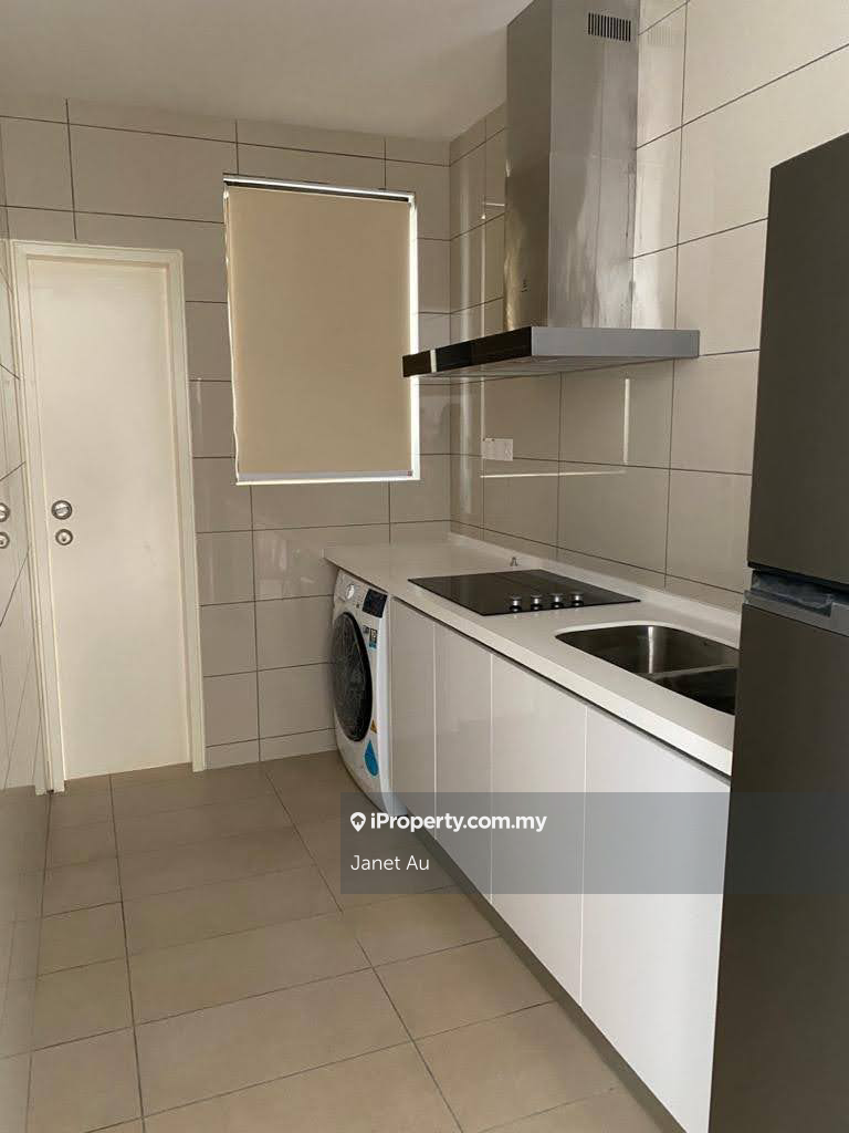 Service Residence for Sale in The Park Sky Residence by Janet Au - iProperty.com.my