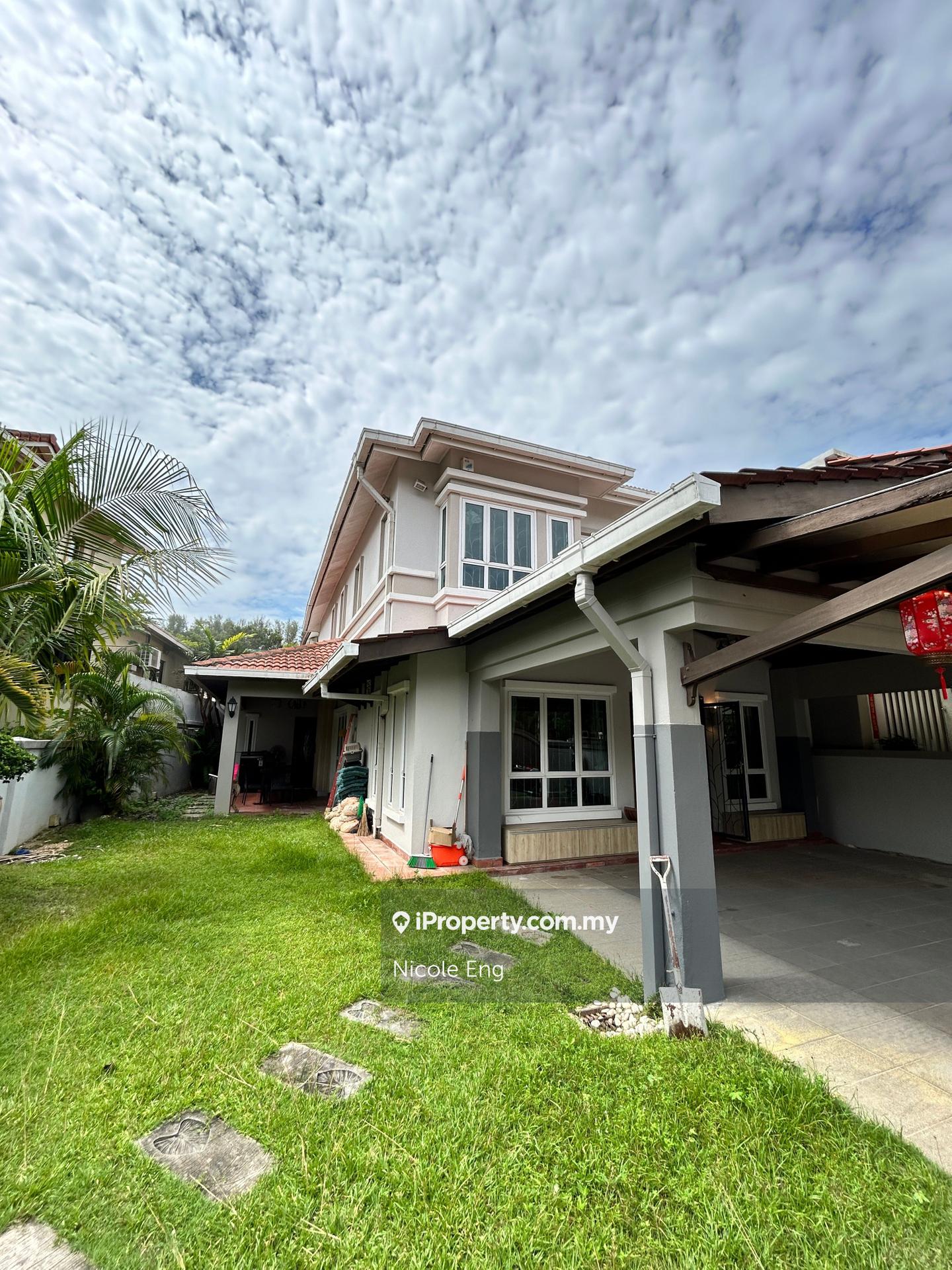 Rumah Berangkai 2 Tingkat untuk Disewa di Kota Kemuning, Shah Alam oleh Nicole Eng - iProperty.com.my