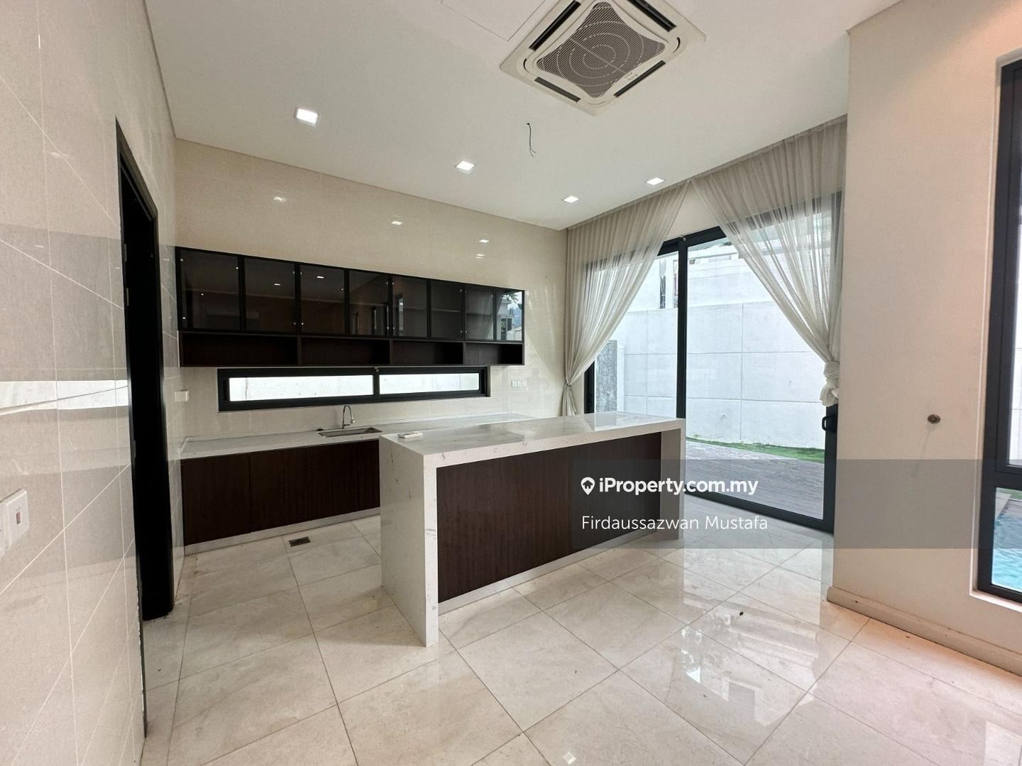 Banglo untuk Dijual di Ukay Perdana, Ulu Kelang oleh Firdaussazwan Mustafa - iProperty.com.my