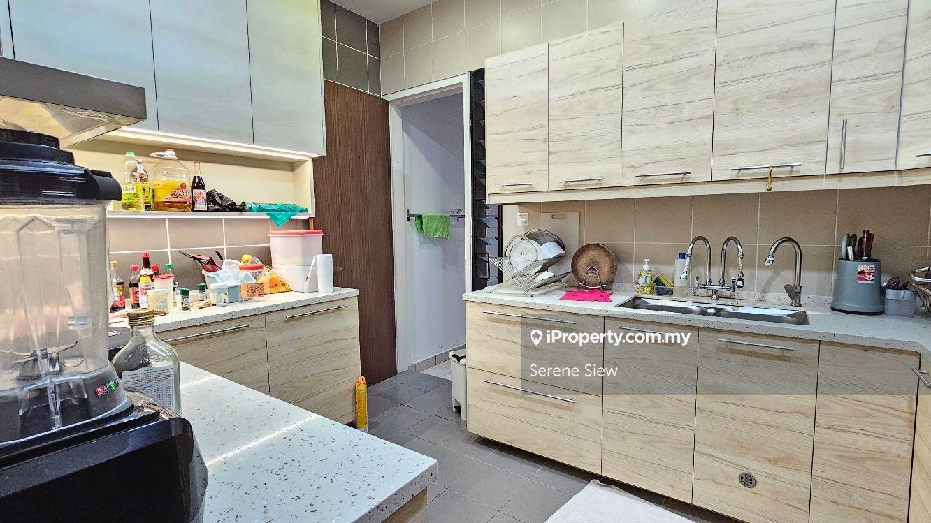 Rumah Berkembar untuk Dijual di Serdang, Seri Kembangan oleh Serene Siew - iProperty.com.my