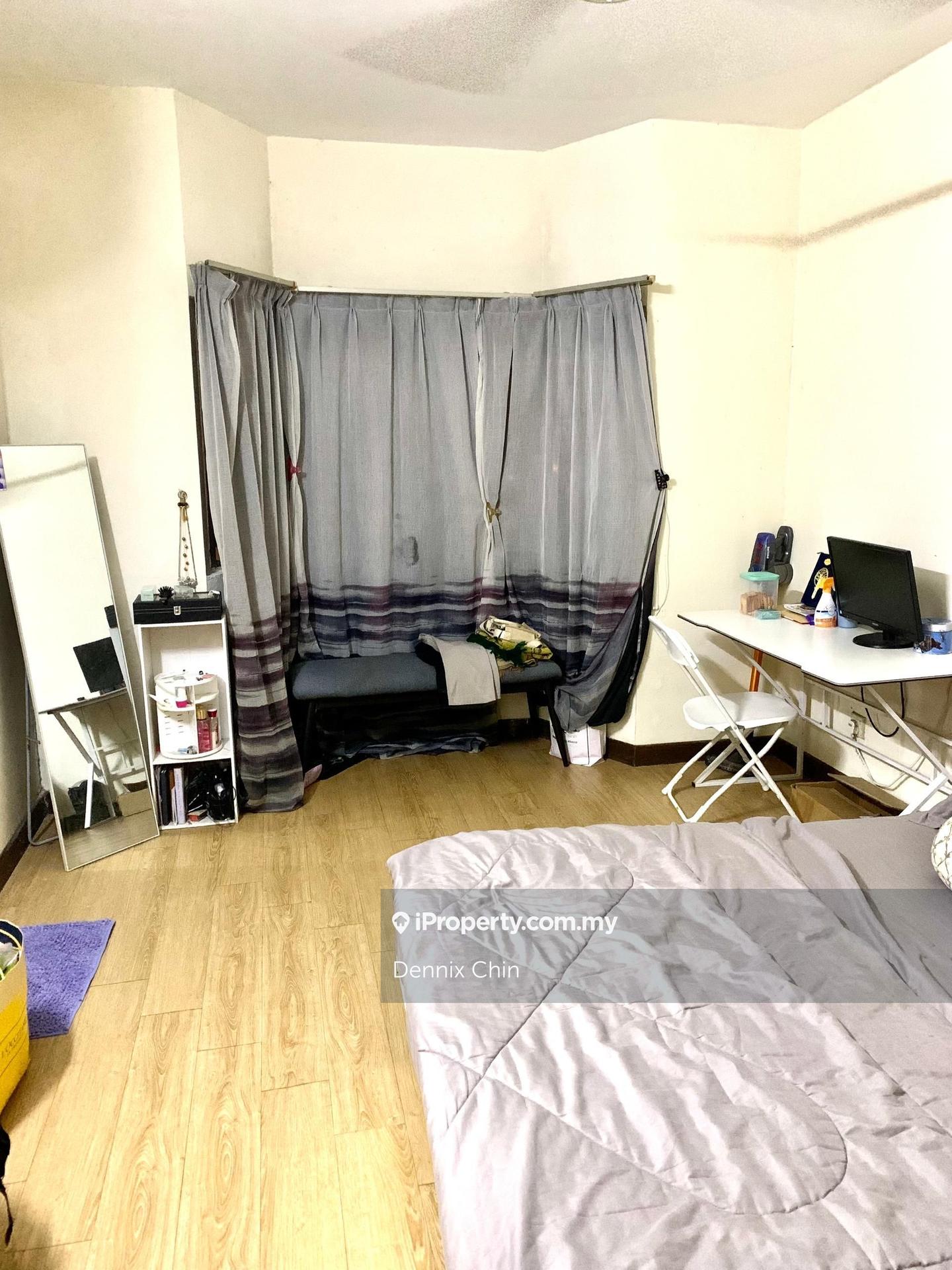 Kondominium untuk Dijual di Endah Regal Condominium oleh Dennix Chin - iProperty.com.my