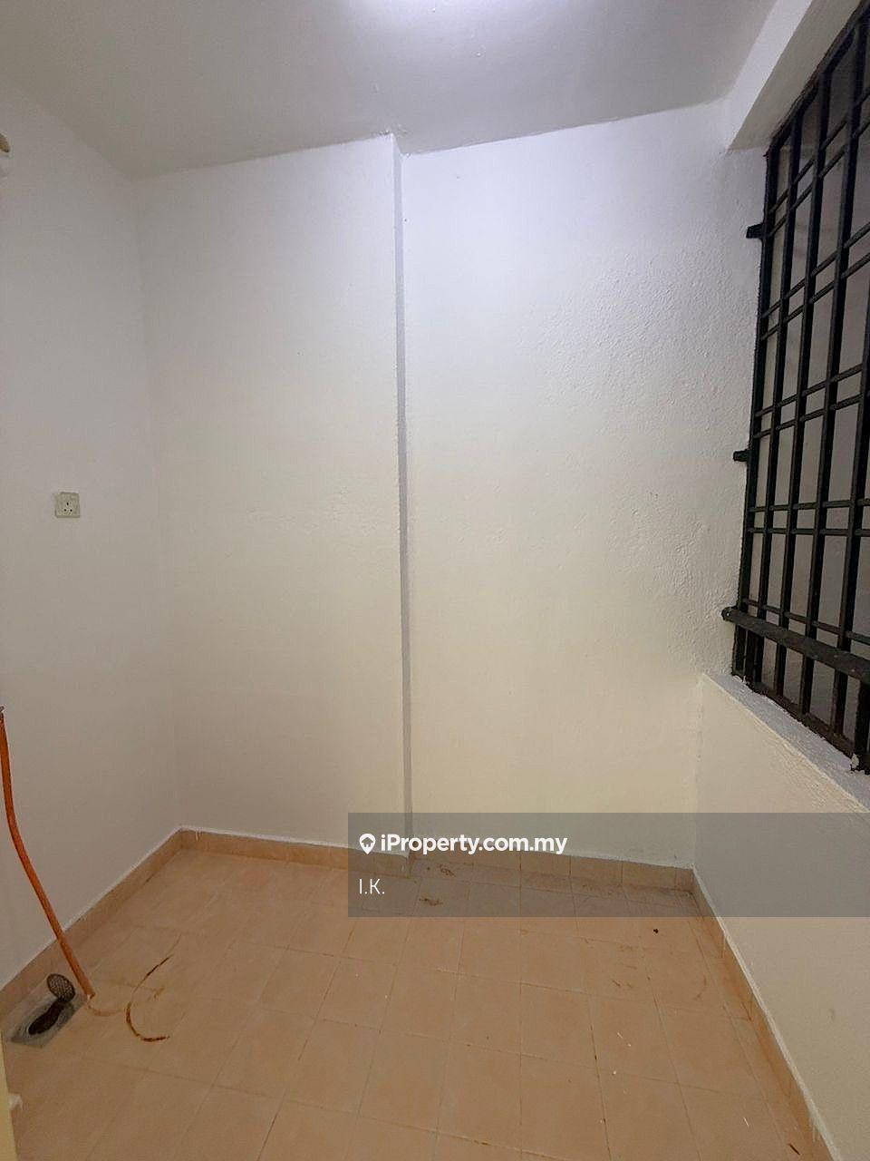 Kondominium untuk Dijual di Changkat View oleh I.K. - iProperty.com.my