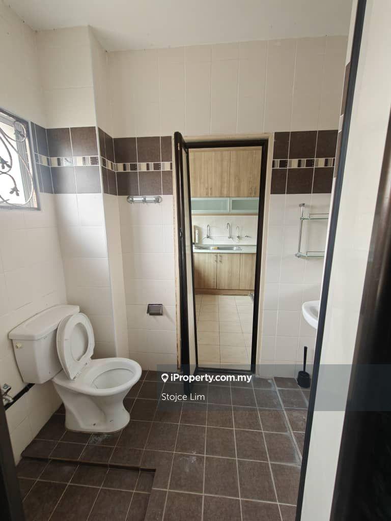 2.5-storey Terraced House for Sale in Sering Ukay, Ampang by Stojce Lim - iProperty.com.my