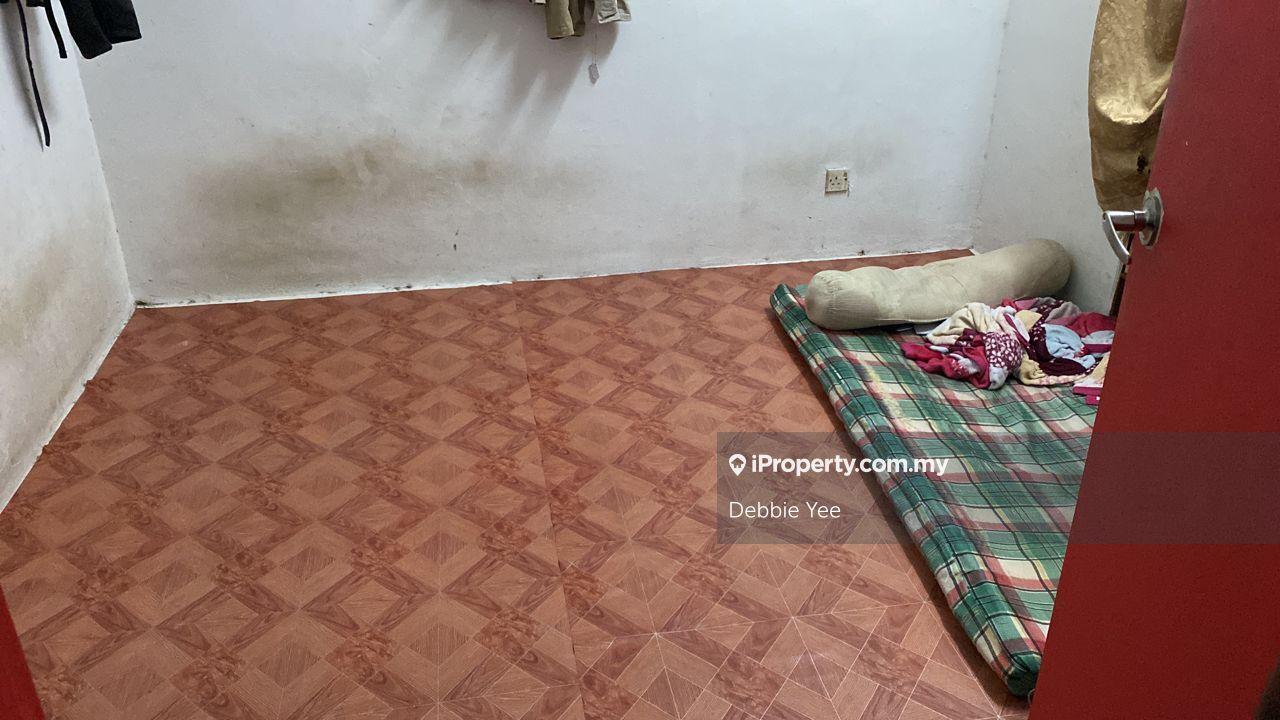 Shop-Office for Sale in Bandar Baru Ampang, Ampang by Debbie Yee - iProperty.com.my