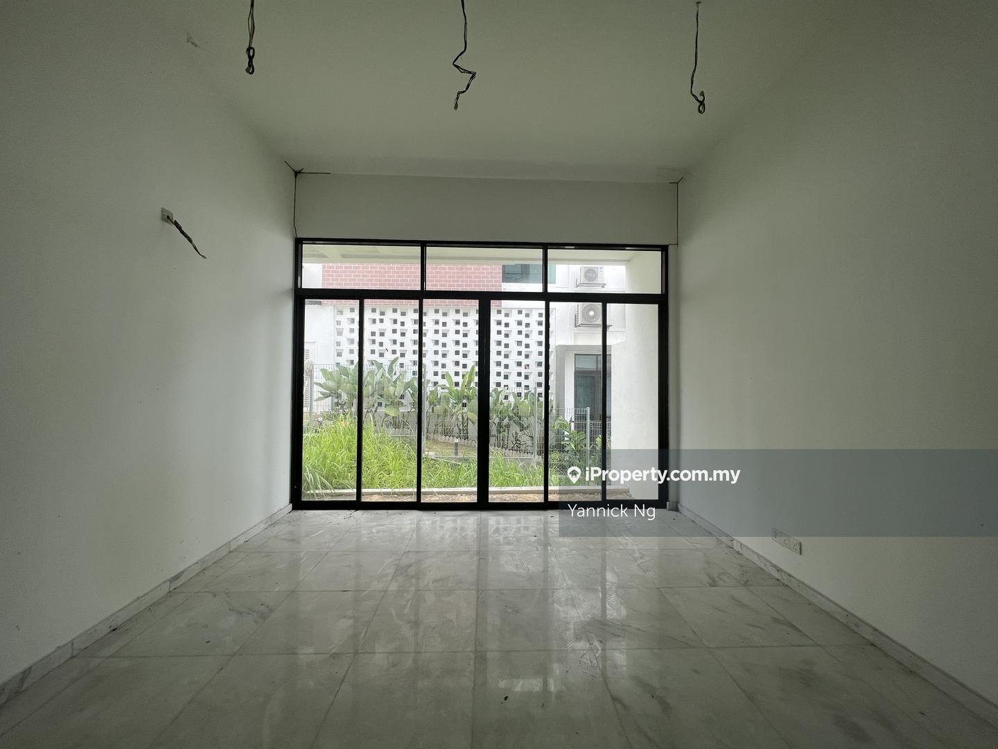 Semi-Detached House for Sale in Putra Heights, Subang Jaya by Yannick Ng - iProperty.com.my