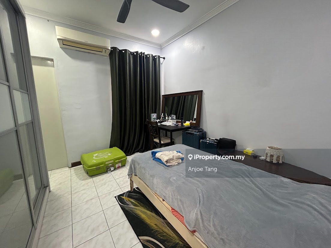 2-storey Terraced House for Sale in Corner unit Sri Suria, Shah Alam by Anjoe Tang - iProperty.com.my