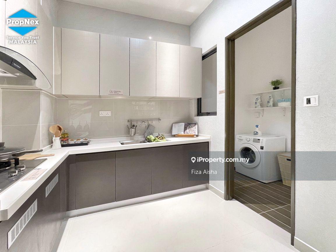 Condominium for Sale in Royal Strand @ Country Garden Danga Bay by Fiza Aisha - iProperty.com.my