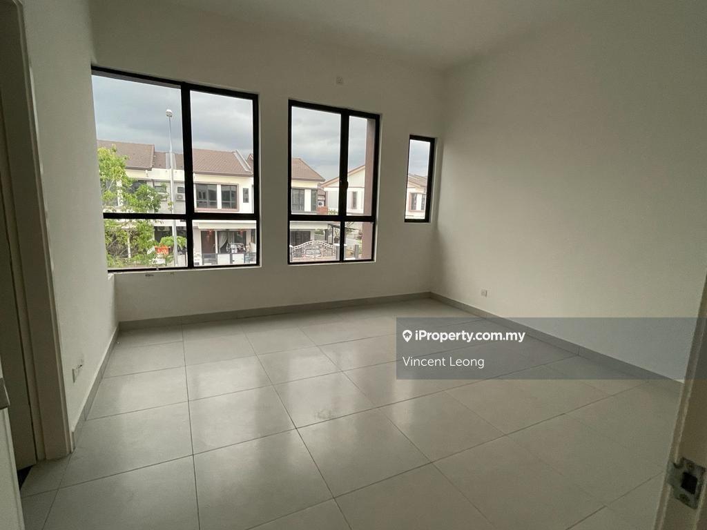 Rumah Berangkai 2 Tingkat untuk Dijual di Bandar Seri Coalfields, Ijok oleh Vincent Leong - iProperty.com.my