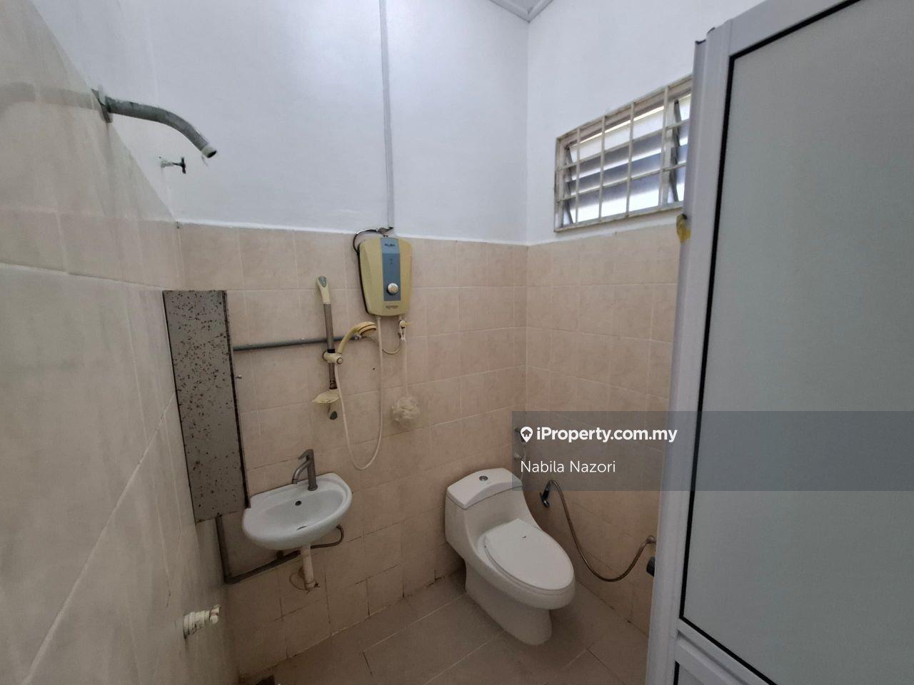 Banglo untuk Dijual di Kampung Kenali, Kubang Kerian oleh Nabila Nazori - iProperty.com.my