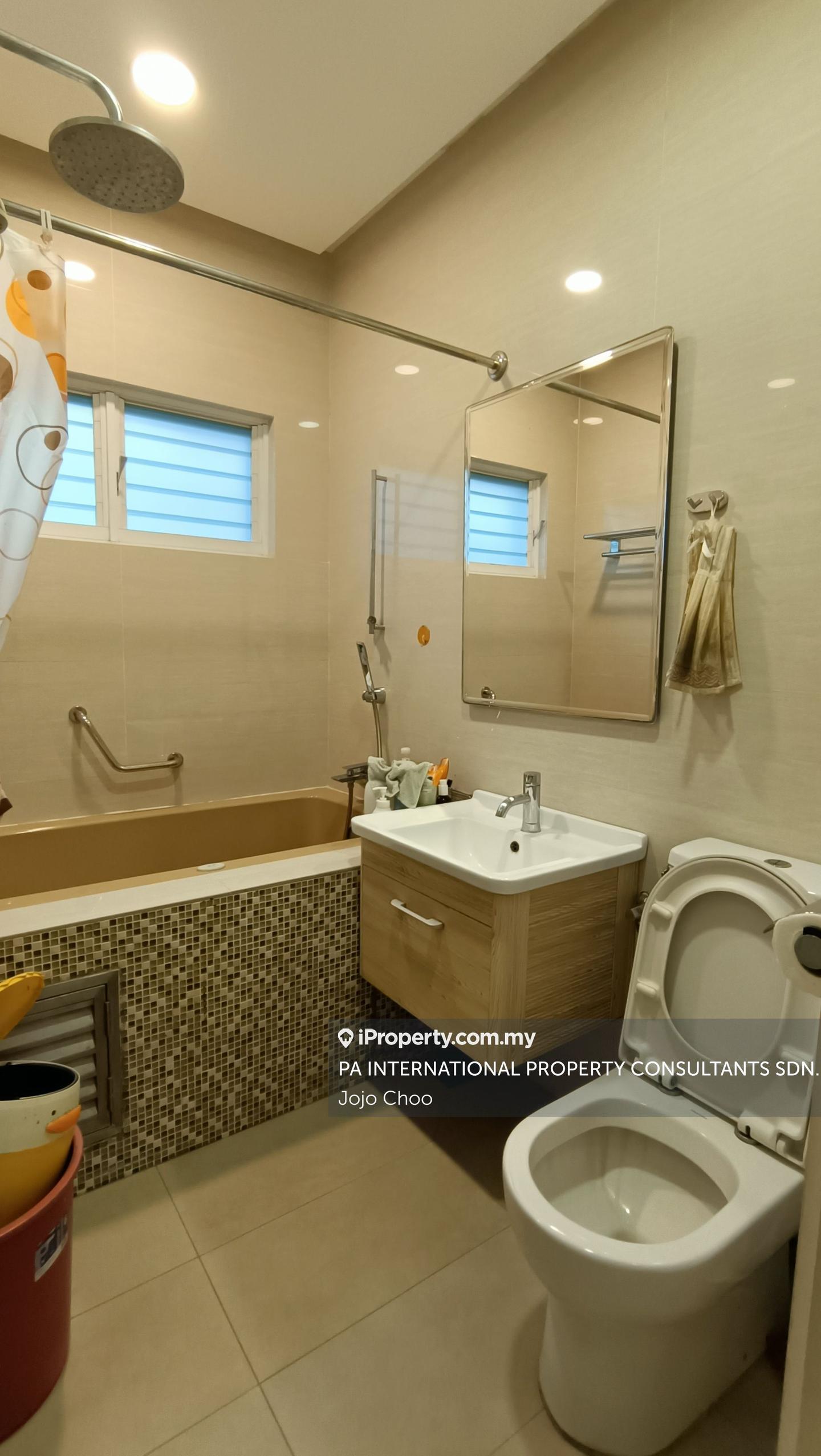 Semi-Detached House for Sale in Taman Bukit Bloosom, Seremban by Jojo Choo - iProperty.com.my