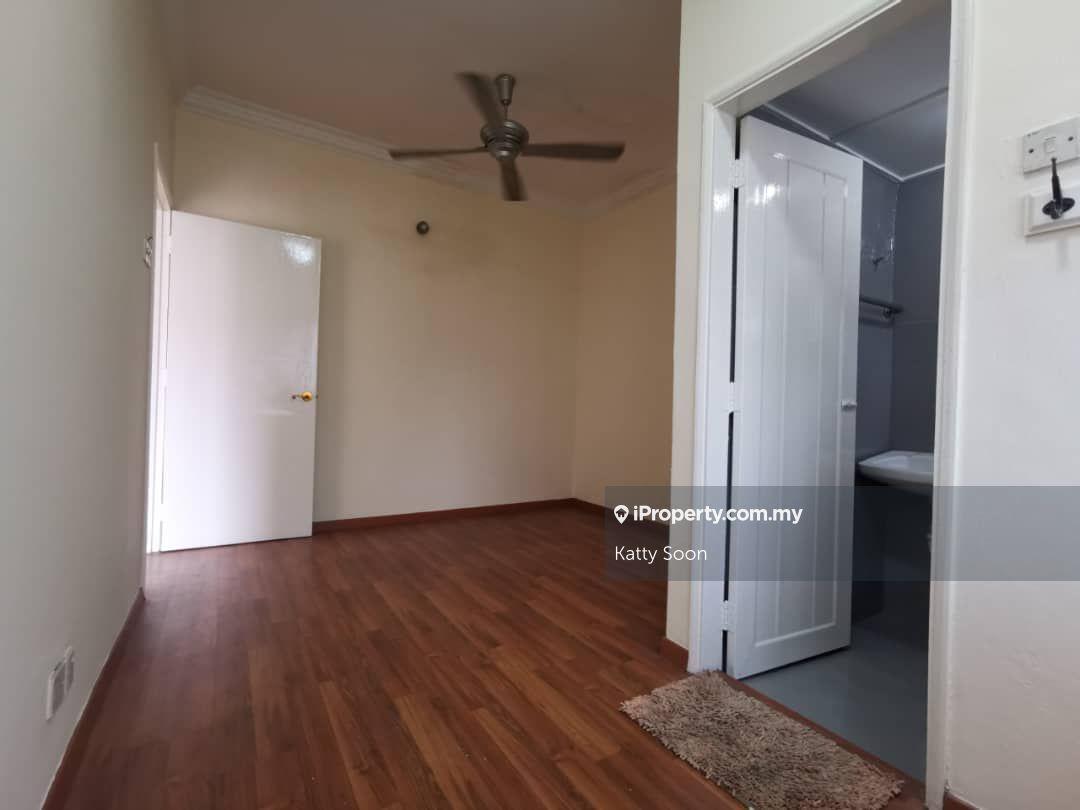 Pangsapuri untuk Dijual di Pangsapuri Kempas oleh Katty Soon - iProperty.com.my