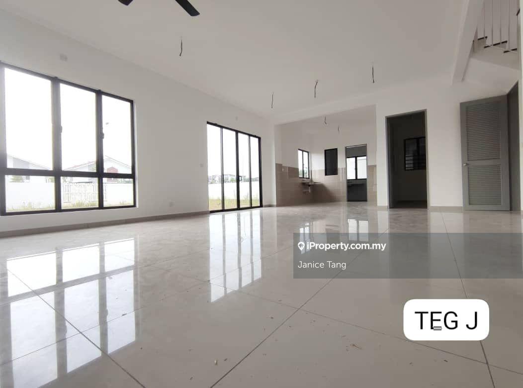 Rumah Berkembar untuk Dijual di Setia Utama, Setia Alam oleh Janice Tang - iProperty.com.my