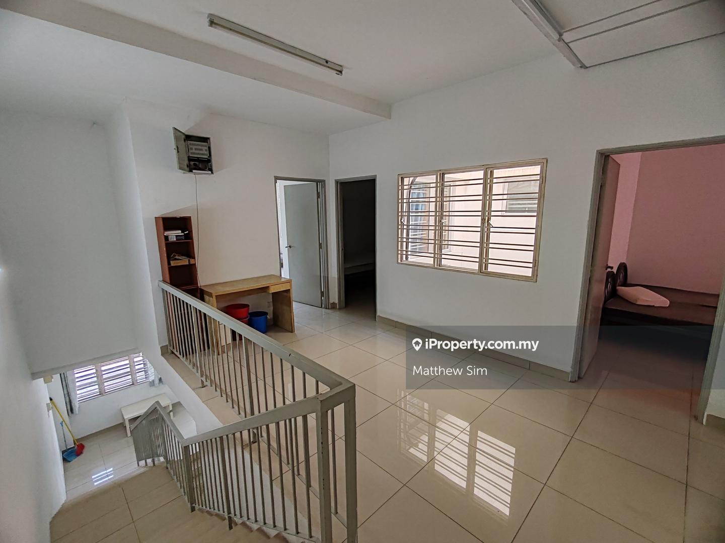 Townhouse for Rent in Bandar Saujana Putra, Tanjong Duabelas by Matthew Sim - iProperty.com.my