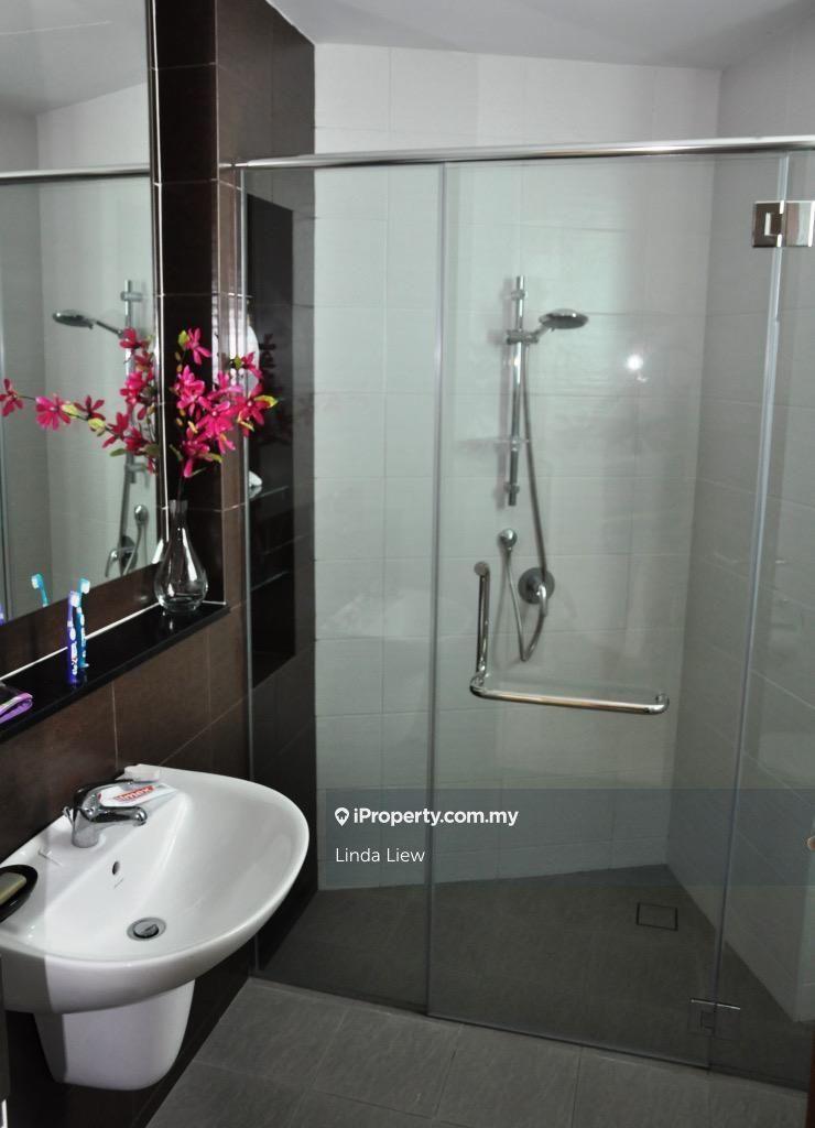 Kondominium untuk Dijual di Bayu Ferringhi Condominiums oleh Linda Liew - iProperty.com.my